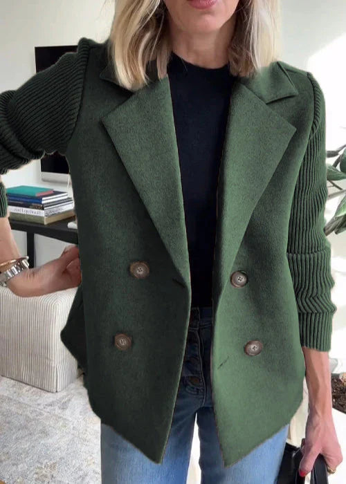 Josefine | Sophisticated cape