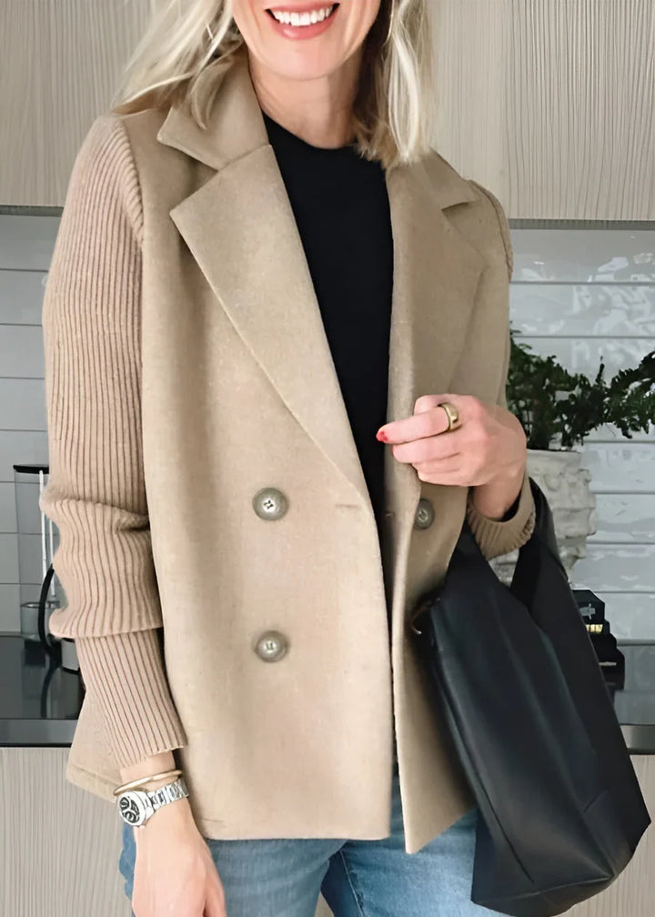 Josefine | Sophisticated cape